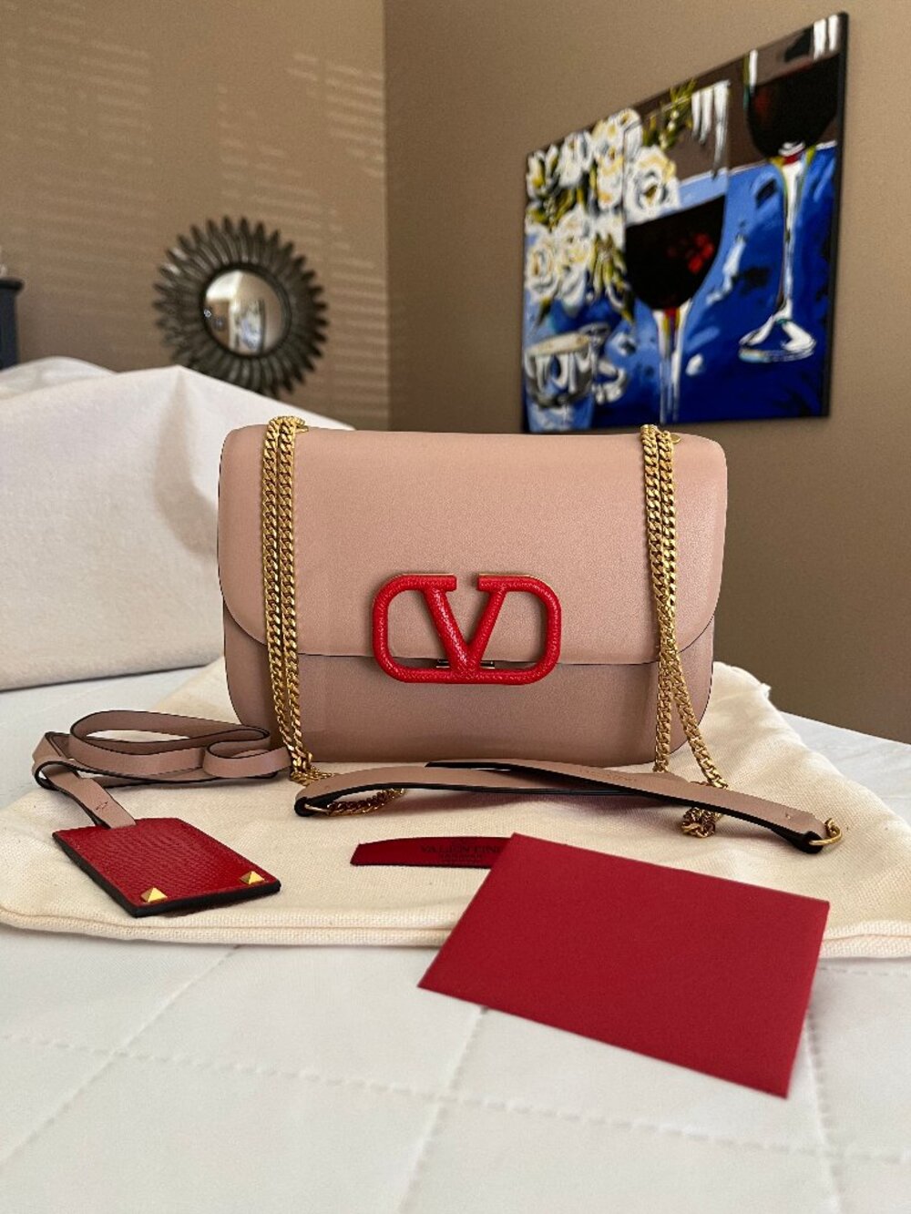 Valentino Garavani Small VLOCK Chain Shoulder Bag - Authentic - Picture 4 of 17